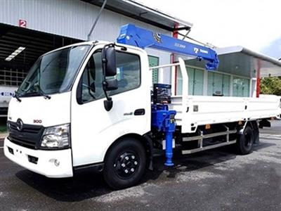 Xe tải Hino XZU720 gắn cẩu Tadano 4,5 tấn 