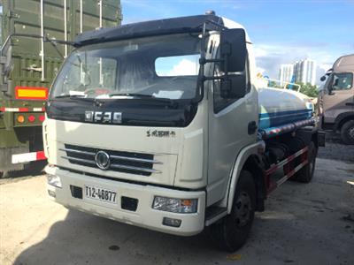 Xe phun nước rửa đường Dongfeng nhập khẩu B190 9 khối