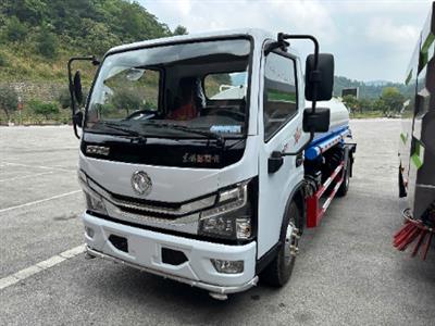 XE PHUN NƯỚC RỬA ĐƯỜNG 5,3 KHỐI DONGFENG EURO 6